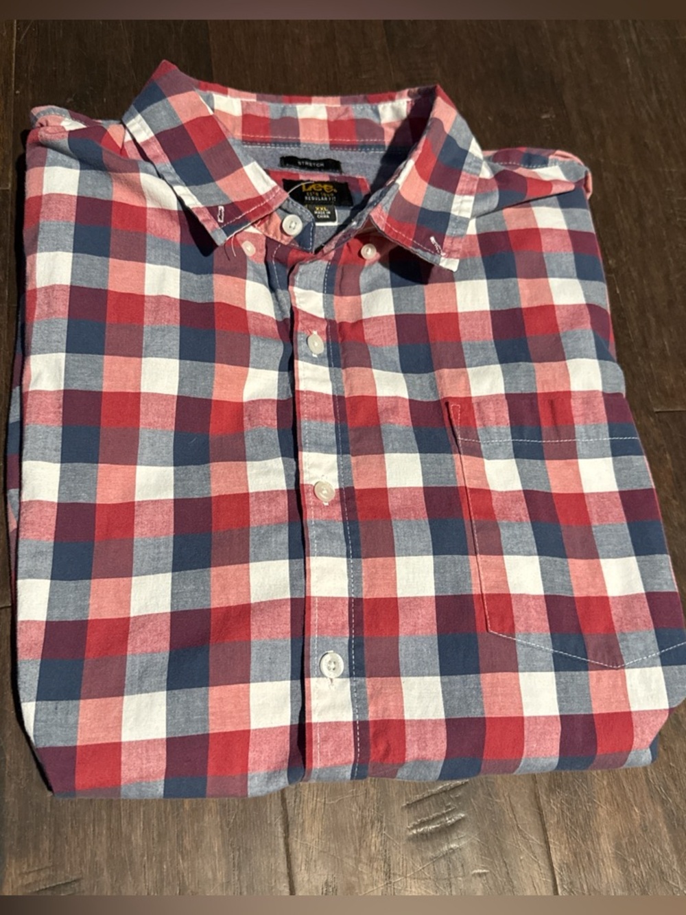 Lee Men’s Red, Blue & White Plaid Button-Down Shirt